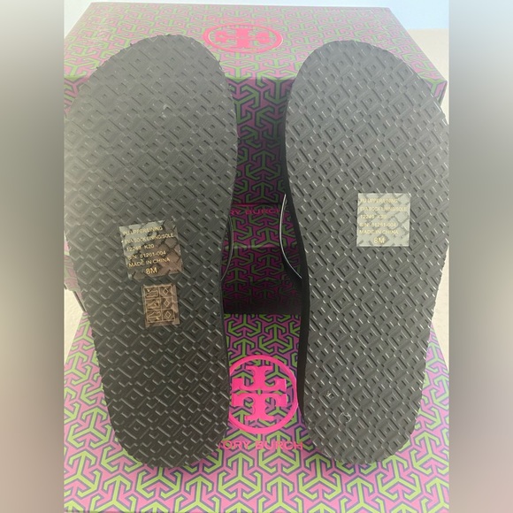 Tory Burch Black Flatform Flip Flop NWT - Picture 11 of 12
